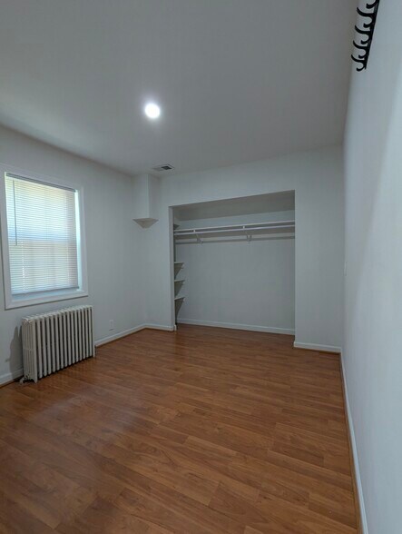 Building Photo - 6625 Harrison Ln