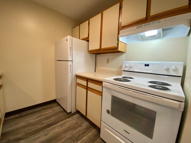 Building Photo - 155 Eastern Ave