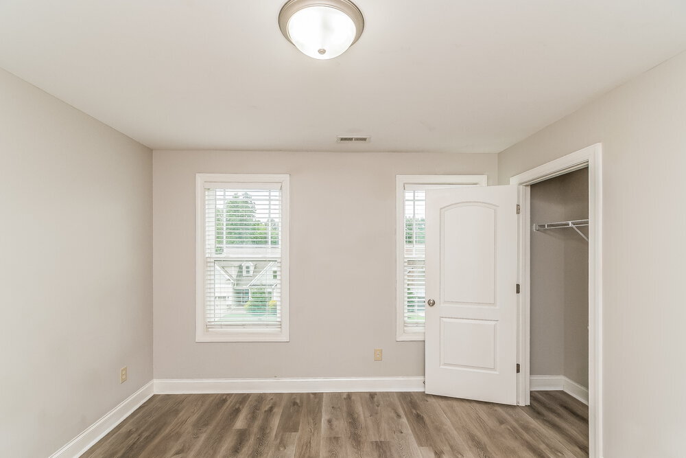 Building Photo - 837 Airedale Trail