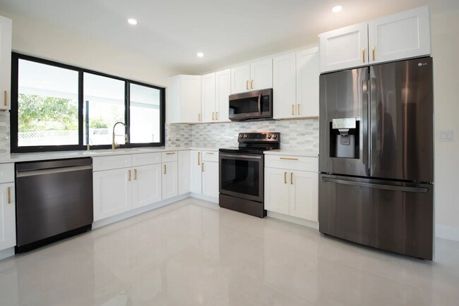 Building Photo - 8513 NW 41 Street LLC
