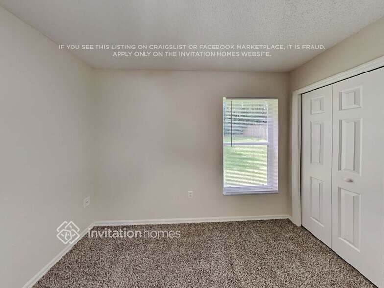 Building Photo - 2655 Green Valley Dr