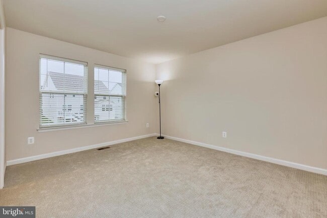 Building Photo - 1006 Shenandoah View Pkwy