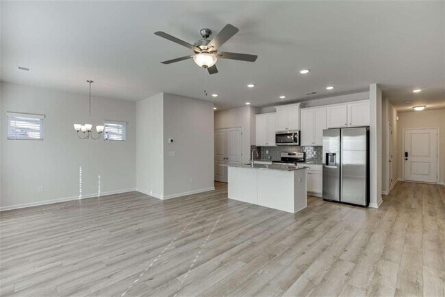 Building Photo - 4741 Medlock Ln