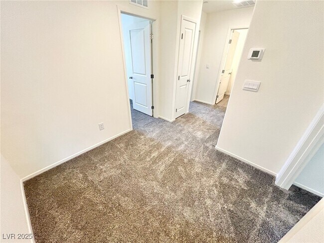 Building Photo - 9916 Bumblebee Hls St