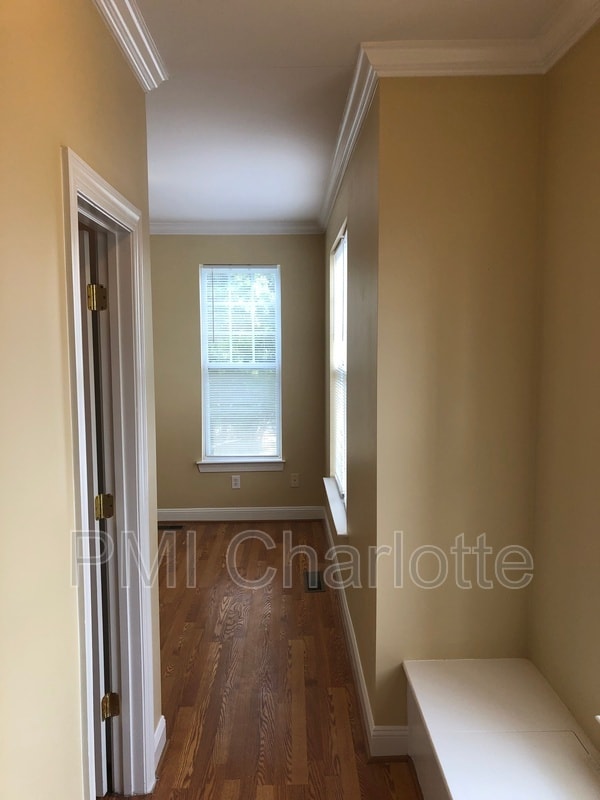 Building Photo - 6710 Mallard Park Dr
