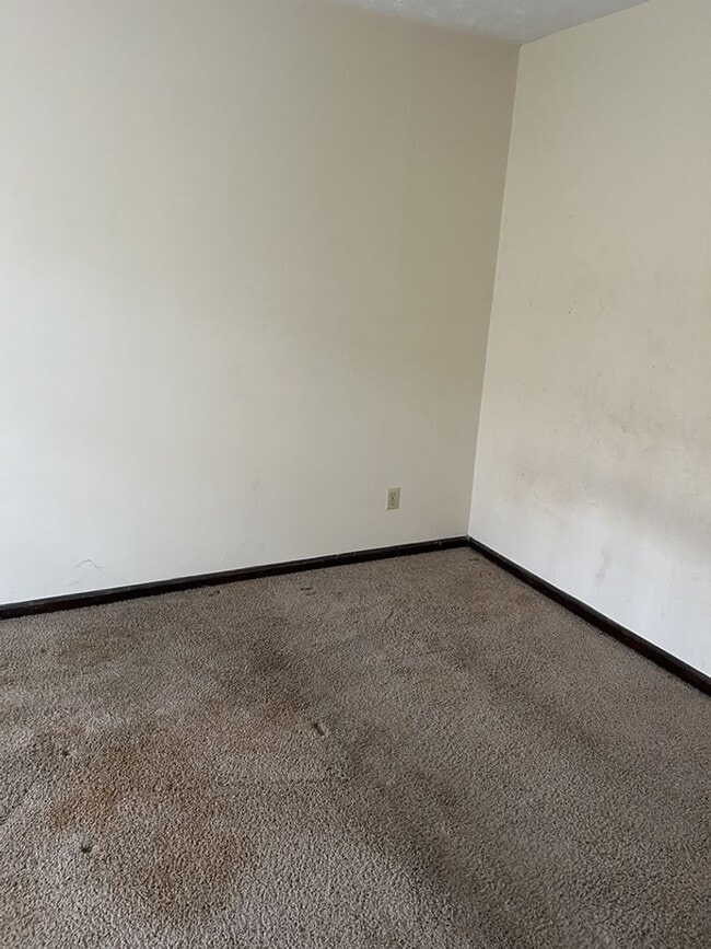 Building Photo - COMING SOON! Cozy 3BR 2.5BA Home w/ 2-Car Garage in Lithonia