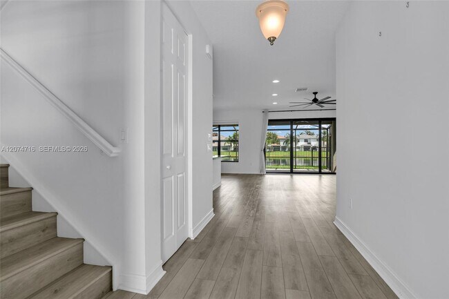 Building Photo - 8089 Ironstone Dr
