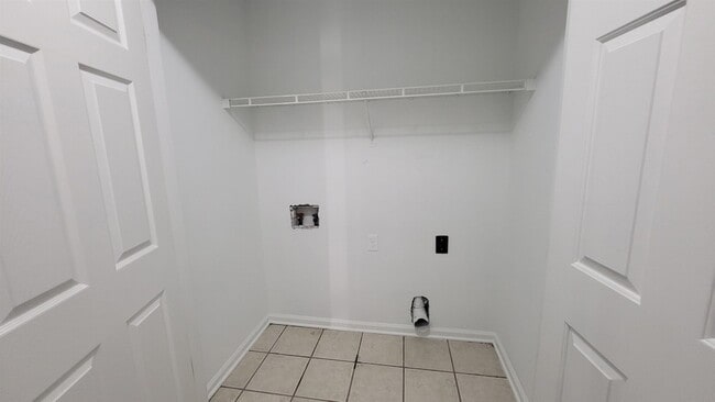 Building Photo - 2577 Reese Lake Cir