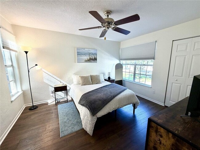 Building Photo - 6905 Lake Pl Ct