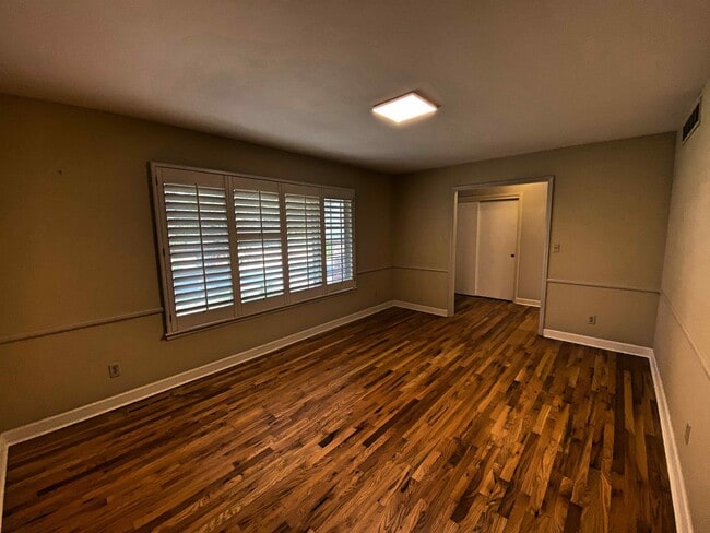 Building Photo - 7446 S Hudson Way