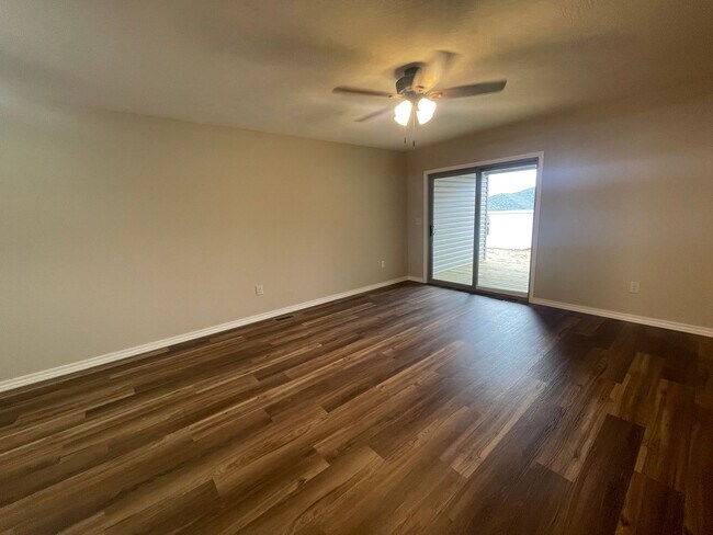 Building Photo - 5 Kimberling Blvd