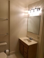 Building Photo - 115 Market St