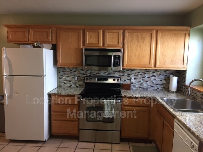 Building Photo - 4963 Stoneback Dr