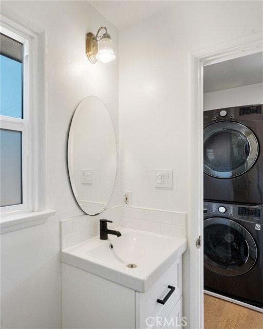 Building Photo - 3409 Palos Verdes Dr N