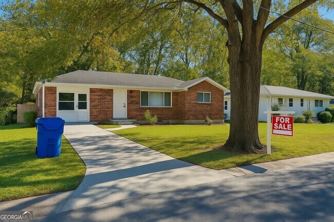 Primary Photo - 2043 Claude St NW