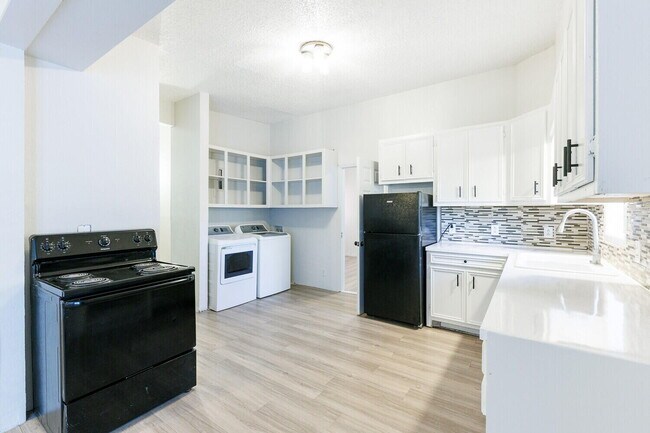 Building Photo - 4402 44th St