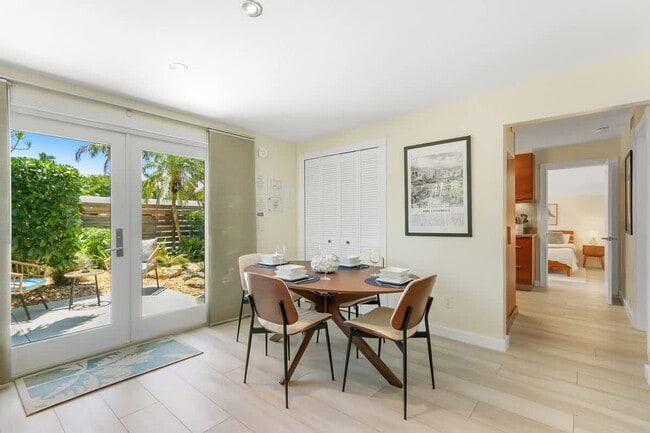 Building Photo - 1449 NE 23rd St