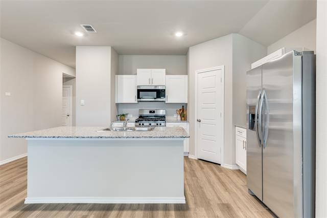 Building Photo - 16433 Rosella Ln