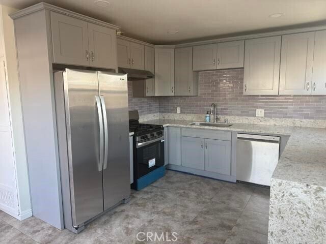 Building Photo - 2563 Cressent