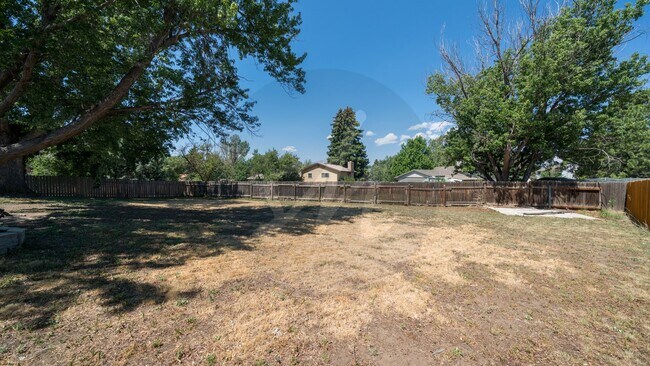 Building Photo - Fully Remodeled Home in Old Farm