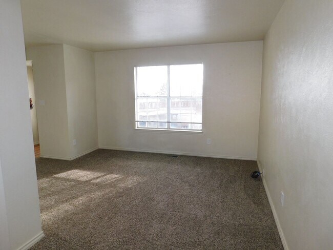 Building Photo - 2426 Allegheny Dr