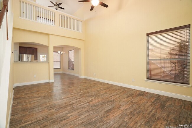 Building Photo - 1354 Crown Brook