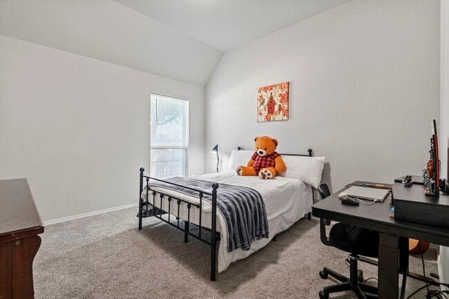 Building Photo - 23322 Amoroso St