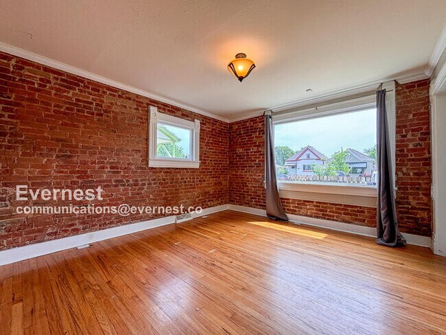 Building Photo - 3715 Lafayette St