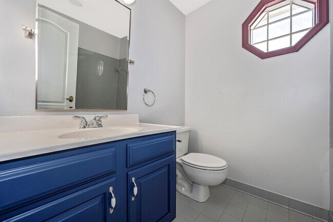 Building Photo - WELLER ESTATES