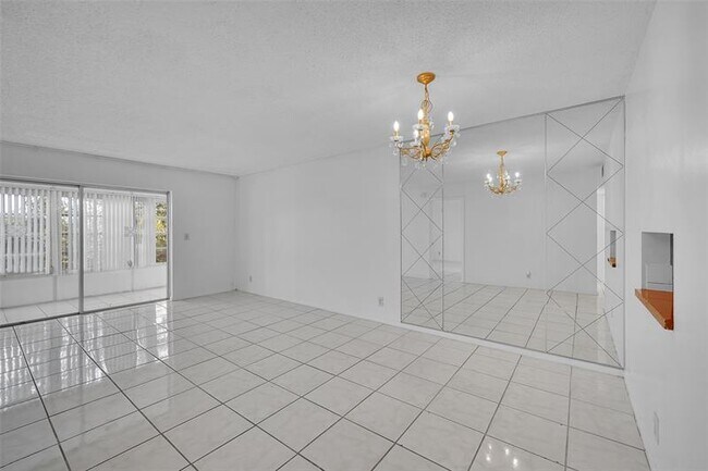Building Photo - 2950 NW 46th Ave
