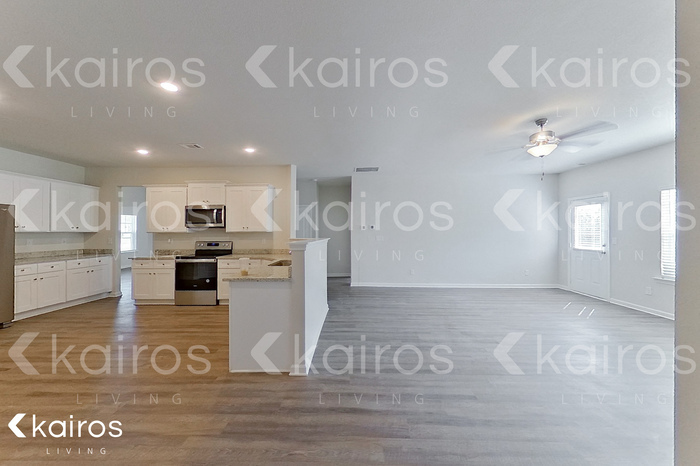 Building Photo - 3452 Bridgewood Dr