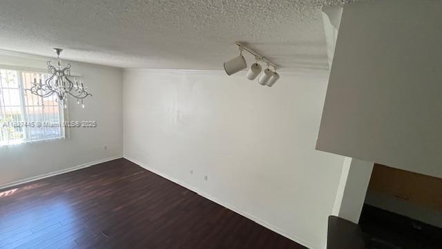 Building Photo - 2965 NE 185th St