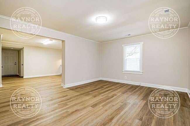 Building Photo - 515 Dale St SW