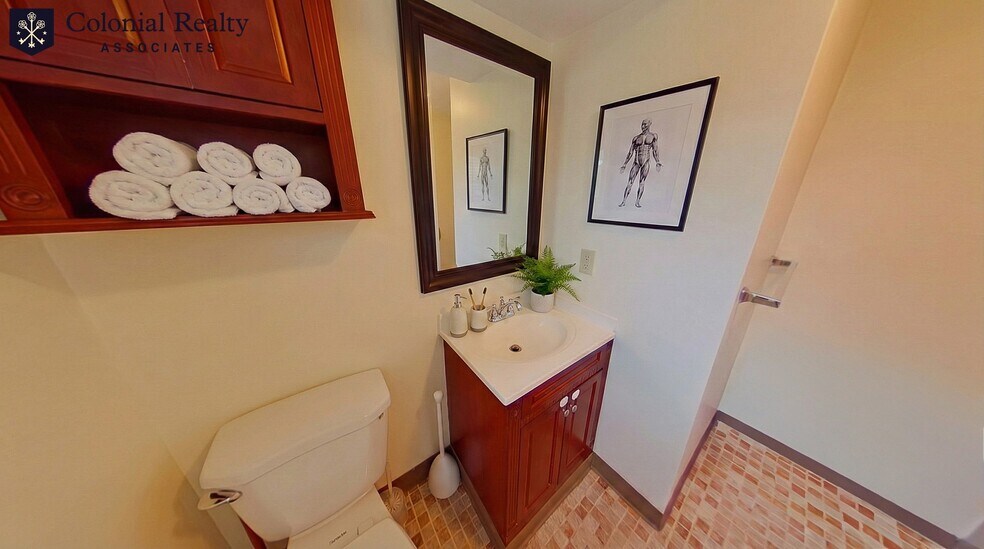 Building Photo - 8 Hearn St