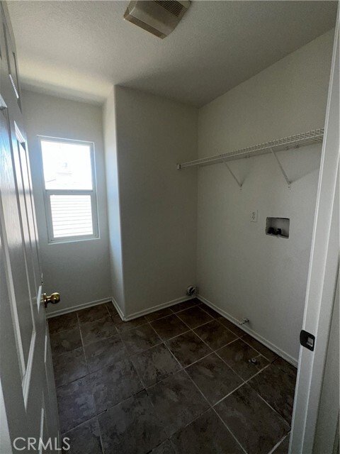 Building Photo - 14337 Squirrel Ln