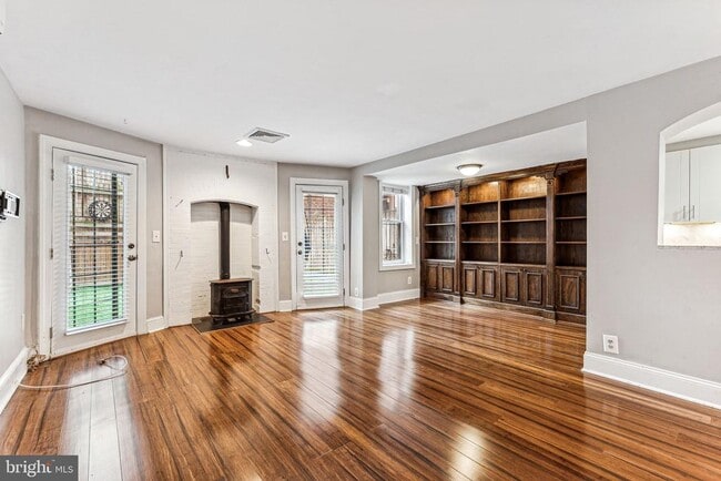 Building Photo - 1747 18th St NW