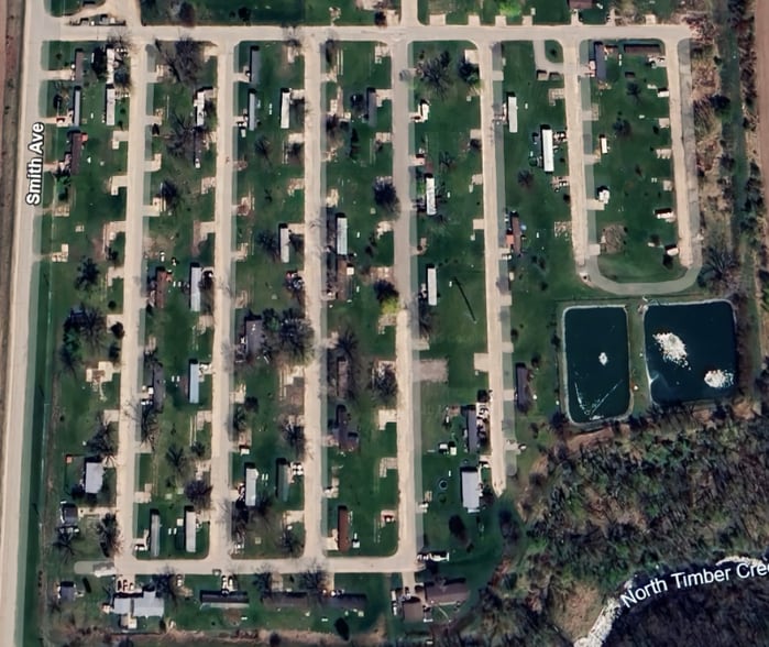 Building Photo - 2552 Smith Ave