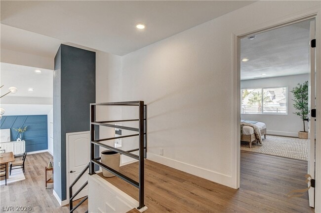 Building Photo - 2685 S Tenaya Way