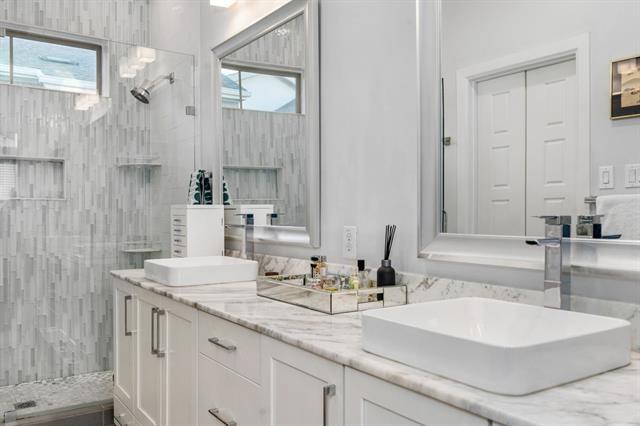 Building Photo - 779 Spanish Oaks Pl