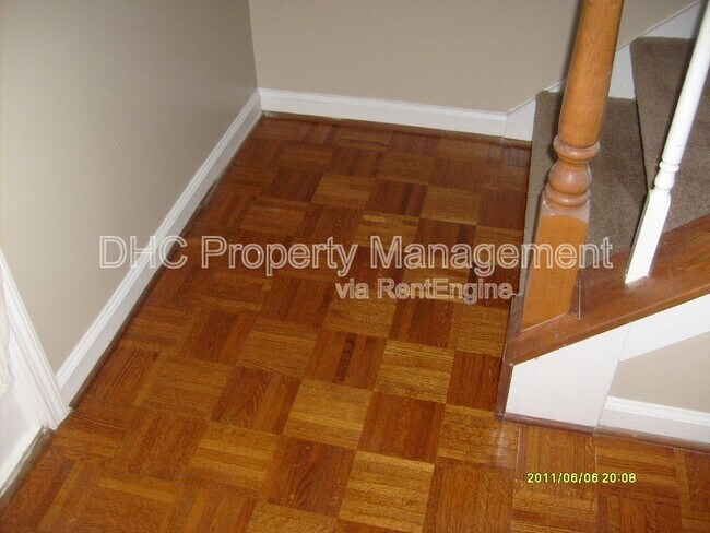 Building Photo - 3142 Ashbury Ln