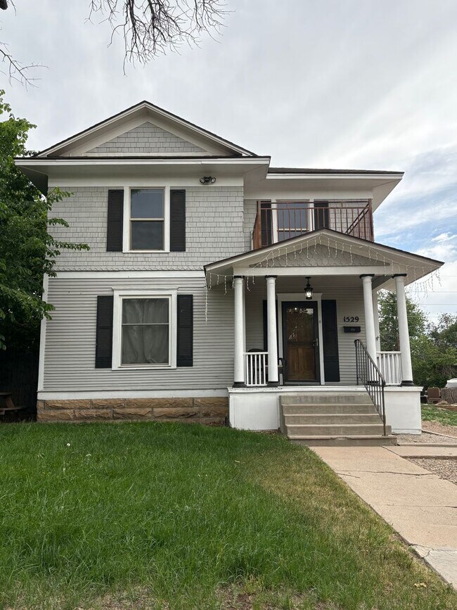 Building Photo - Private Suites in a Beautiful Shared Home Near UNC & Coffee Shops