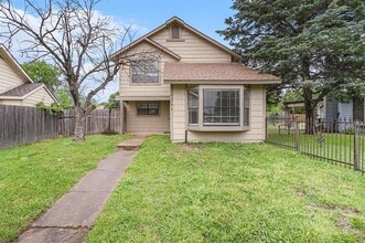 Building Photo - 10359 Chelmsford Dr