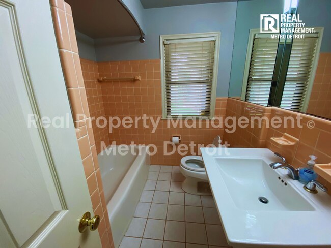 Building Photo - 961 Nampa Ct
