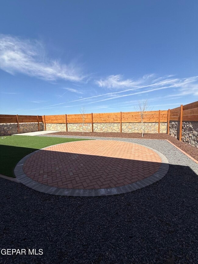 Building Photo - 13389 Carterton Ave