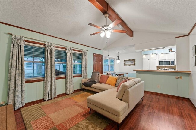Building Photo - 14206 Duncannon Dr