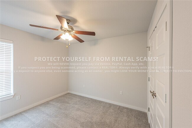 Building Photo - 4375 W Topeka Ave