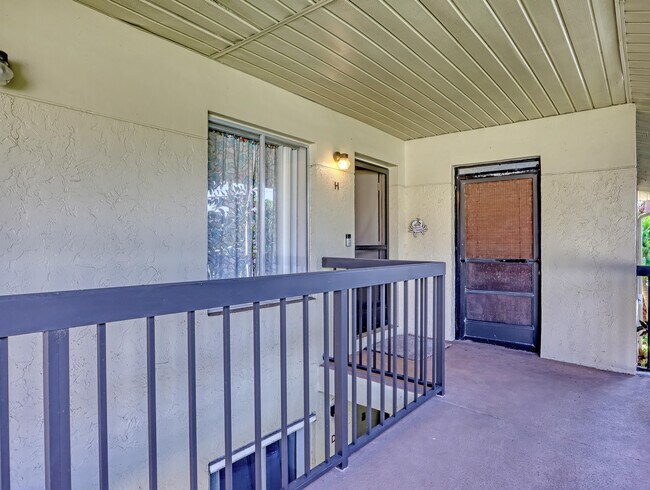 Building Photo - 6552 Chasewood Dr