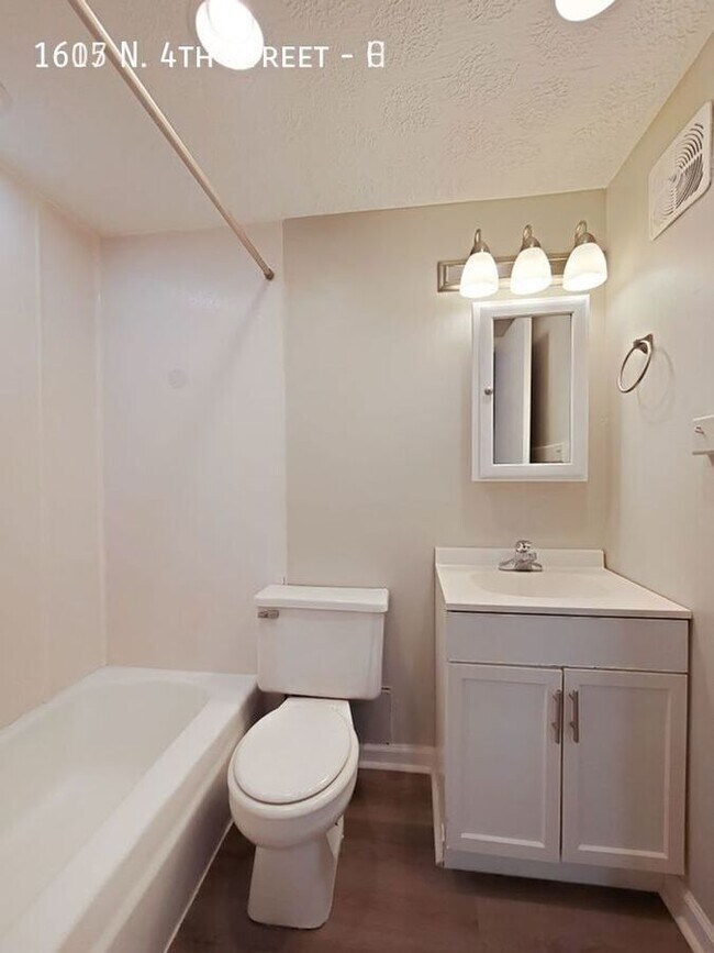 Building Photo - 1615 N 4th St