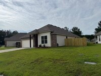 Building Photo - 23033 Isabella Dr