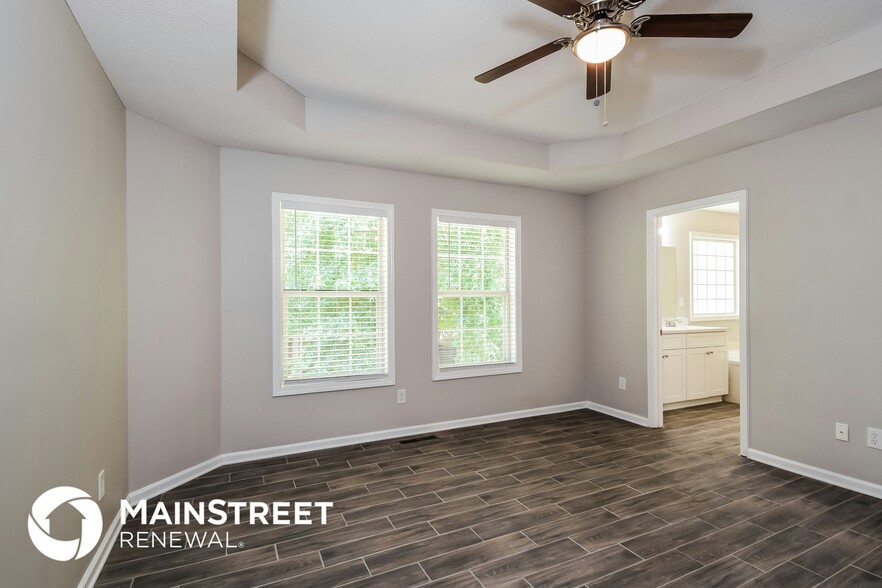 Building Photo - 136 Summer Creek Cove